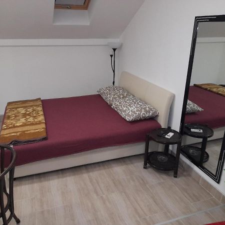 Aleksandrija 1 นิส ภายนอก รูปภาพ